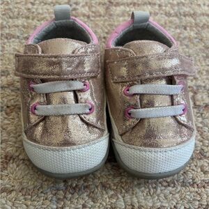 See Kai Run - Mini Stevie in Rose Gold - Size 4